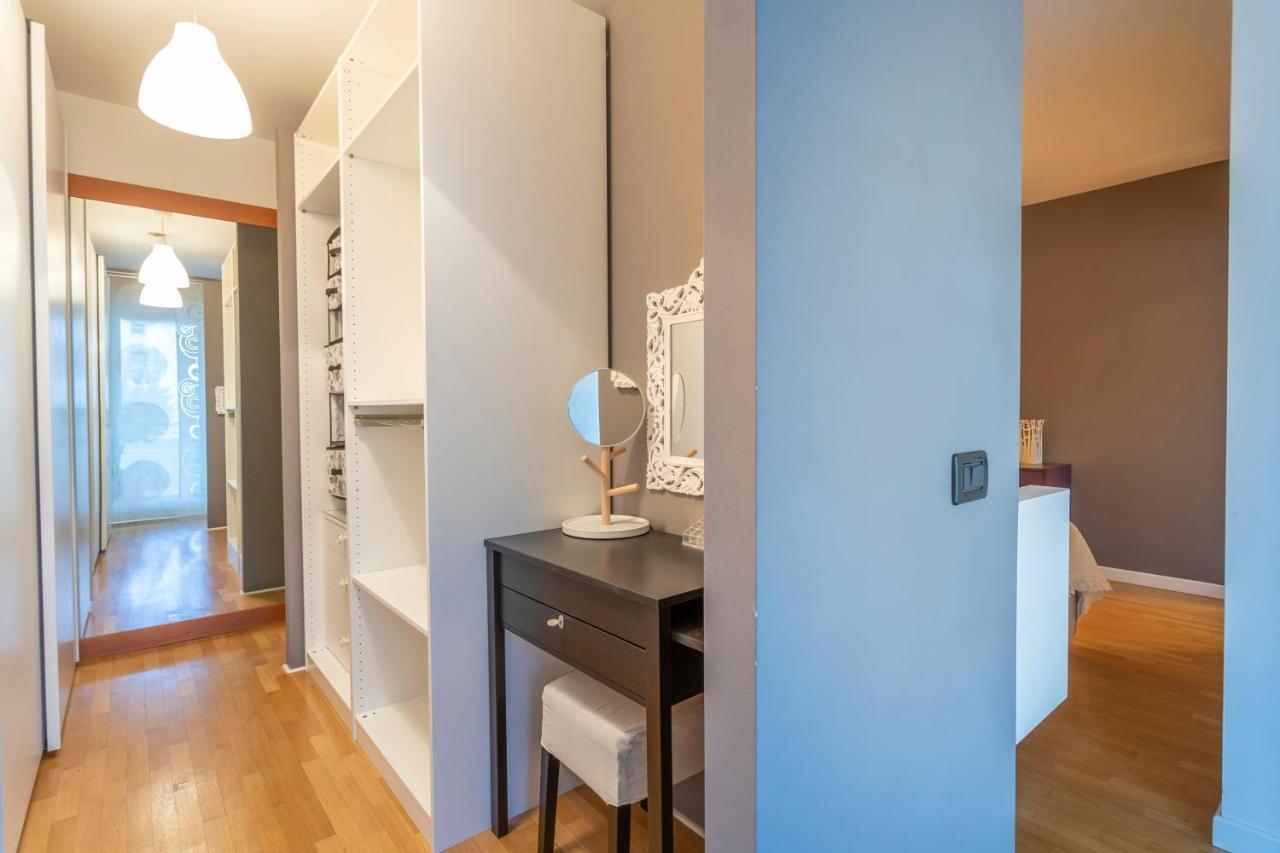Teatro Nuovo Apartment With Free Parking Udine Bagian luar foto